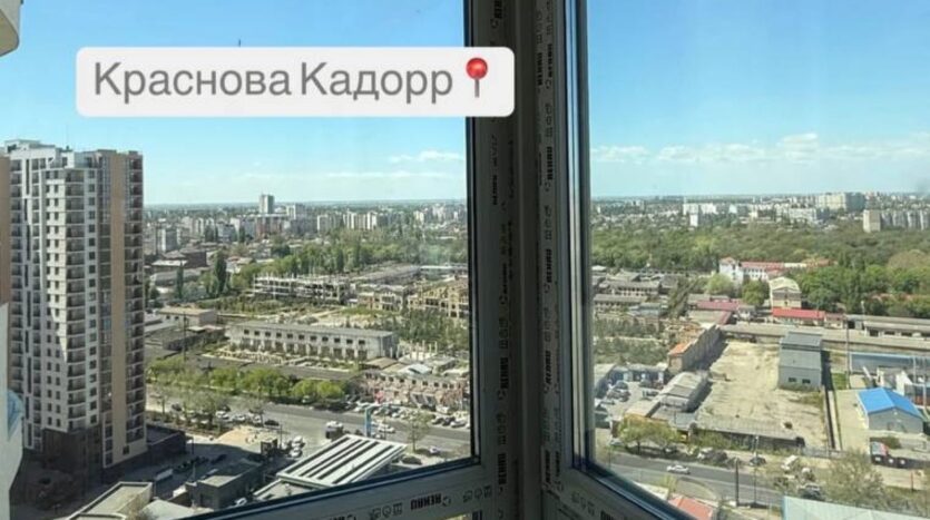 Продам квартиру 56.7 кв. м., 21/24, новый дом, жк 60-я Жемчужина. — Головне фото