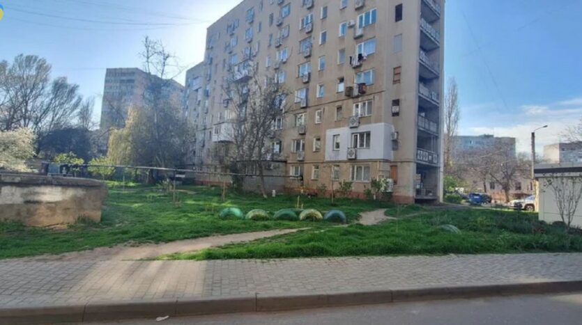 Продам 1 кімнатну квартиру, вул. Ільфа та Петрова/Левітана — фото 3